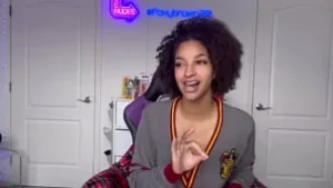 Petite Ebony Foxybrown20's ondeugende Walmart -ontmoeting