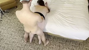 Jake Grand Bounding Poppy Cohen El enorme culo BBW en estilo perrito