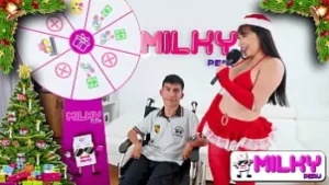 Grazie per il mio regalo di Natale! Fan Fucks Latina Thaina Fields per la prima volta